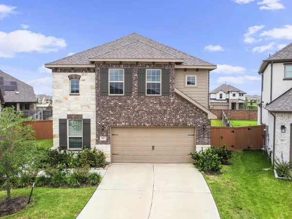 $399,990 | 837 Laguna Green Lane, Katy, TX 77493