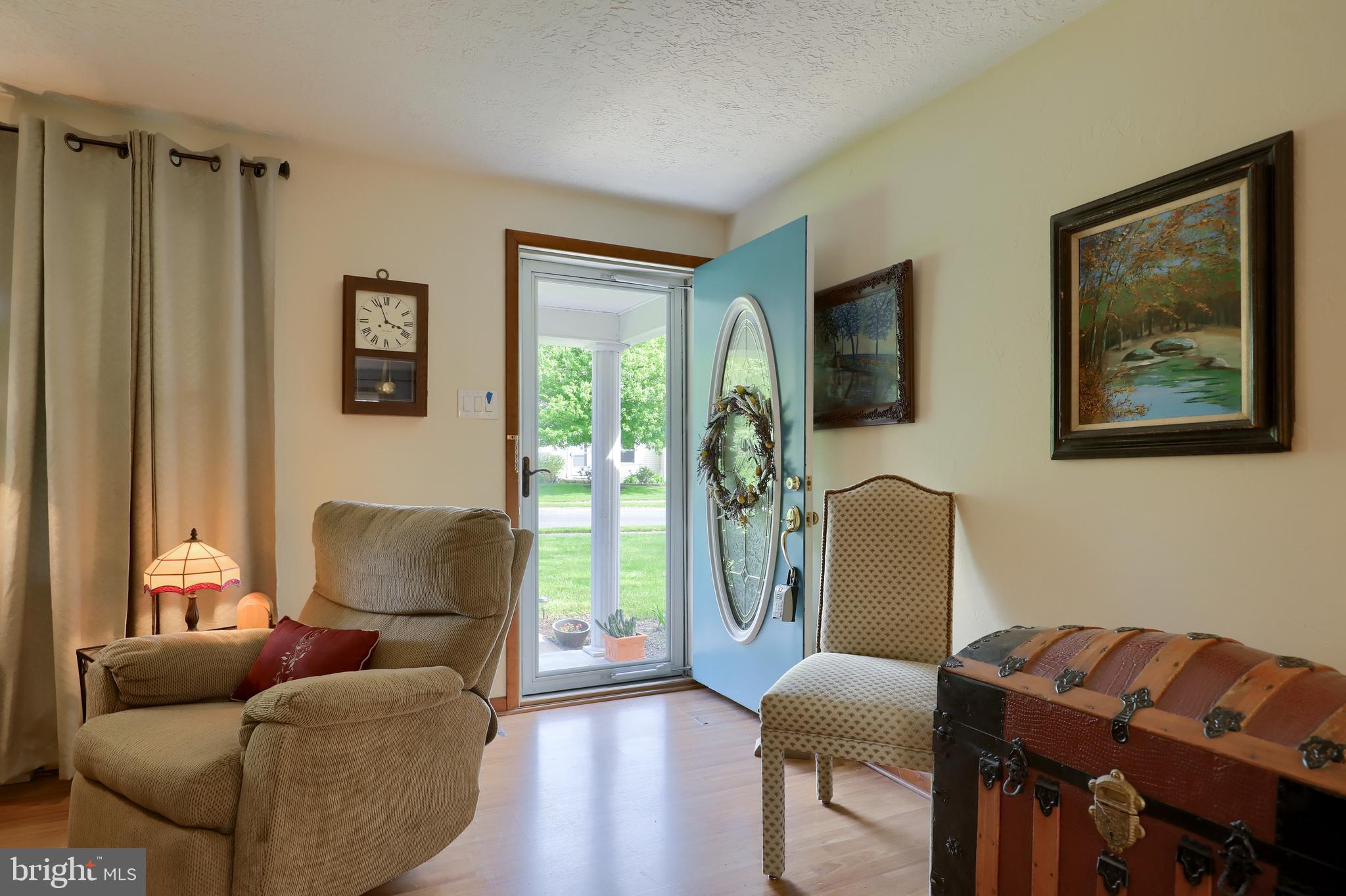 2309 Willow Road York, PA 17408 - Photo 4 of 33