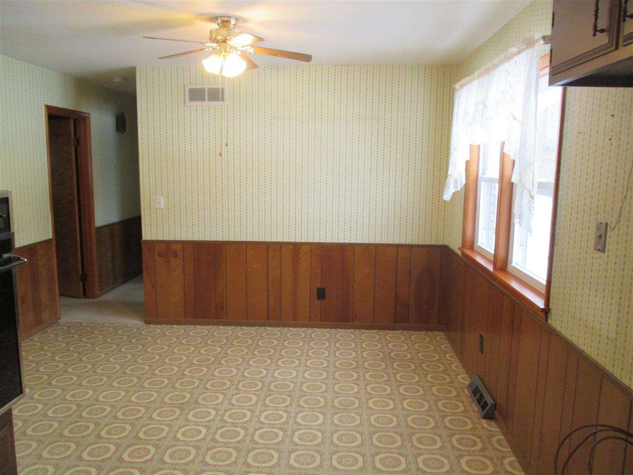 7066 Walden Road Newburgh, IN 47630 - Photo 3 of 23