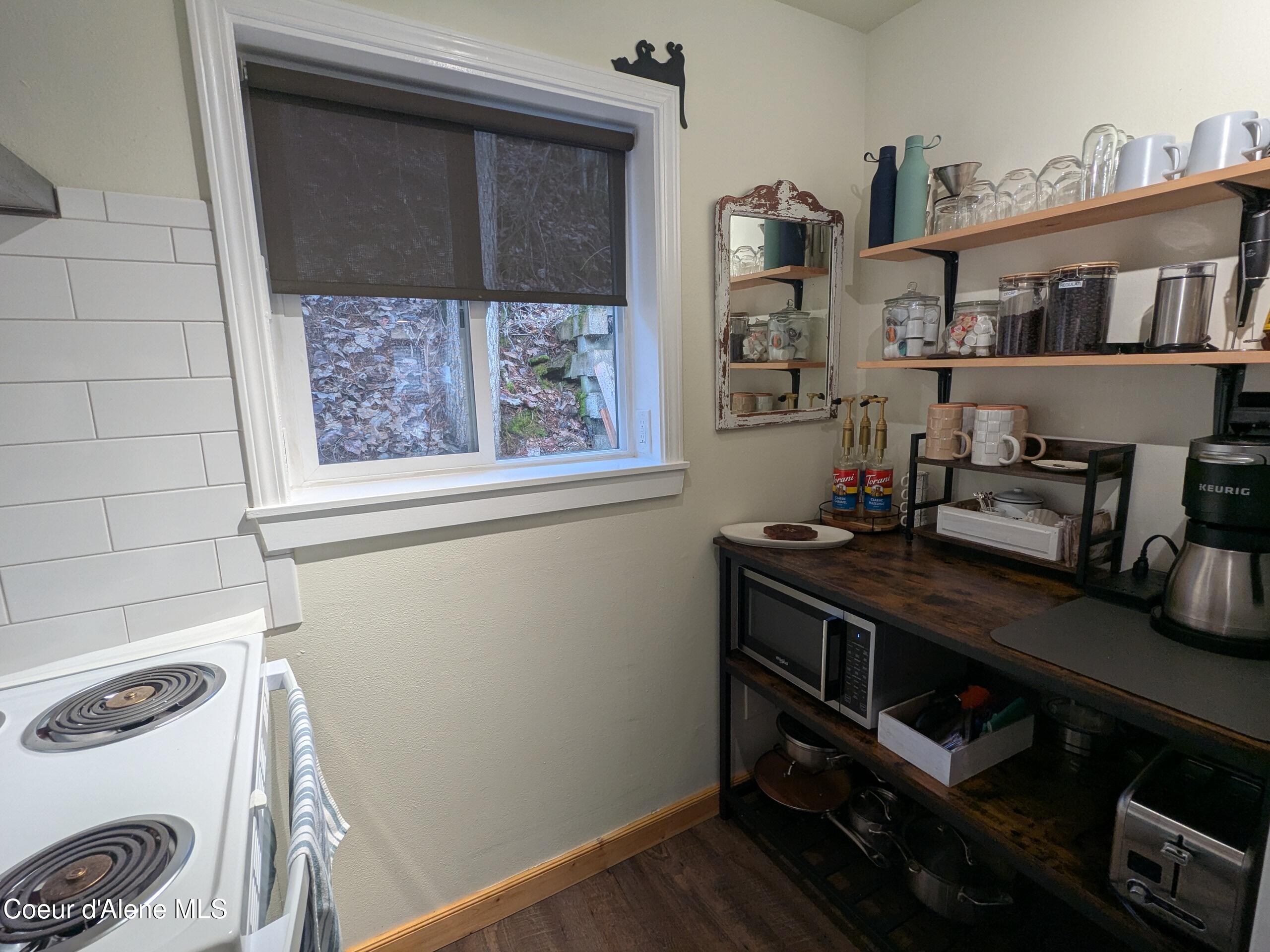 920 Pearl Street Wallace, ID 83873 - Photo 16 of 25 Kitchen Pic 3
