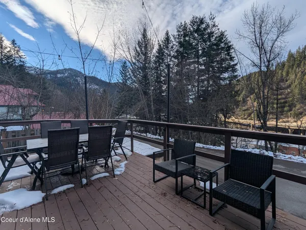 $249,999 | 920 Pearl Street, Wallace, ID 83873