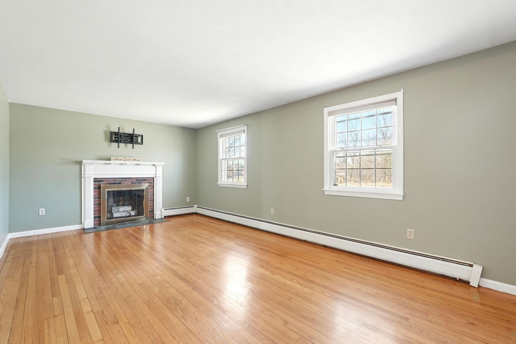 1039 Tinkham Road Wilbraham, MA 01095 - Photo 13 of 36 Gallery Image 13