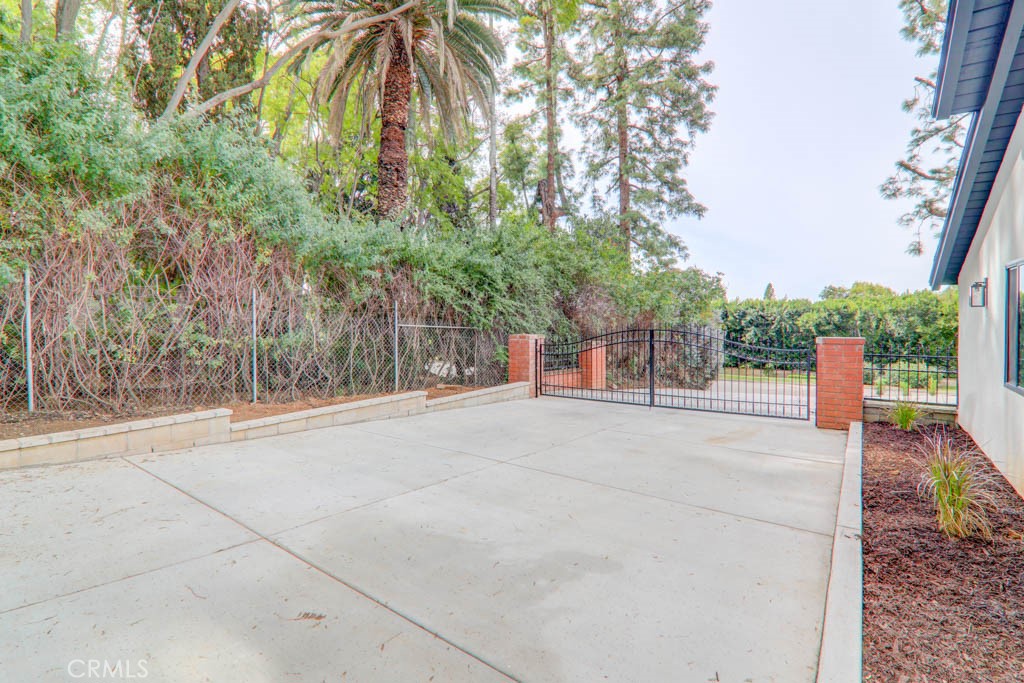 6174 Hawarden Drive Riverside, CA 92506 - Photo 48 of 51