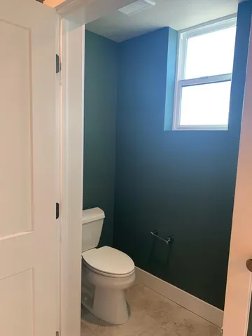 a view of entryway with front door