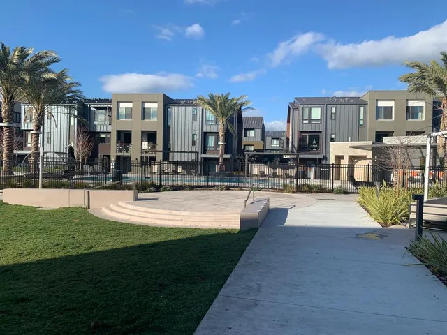 $4,100 | 44828 Fremont Boulevard, Unit 400, Fremont, CA 94538