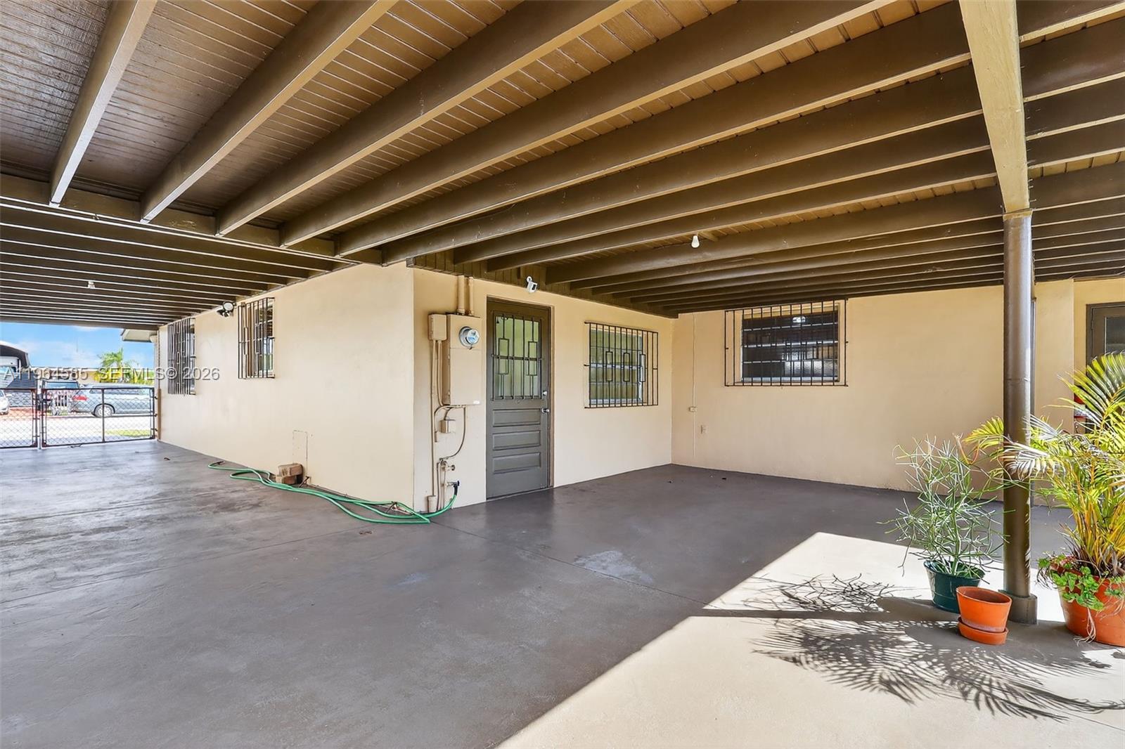 1010 West 33rd Place Hialeah, FL 33012 - Photo 14 of 48