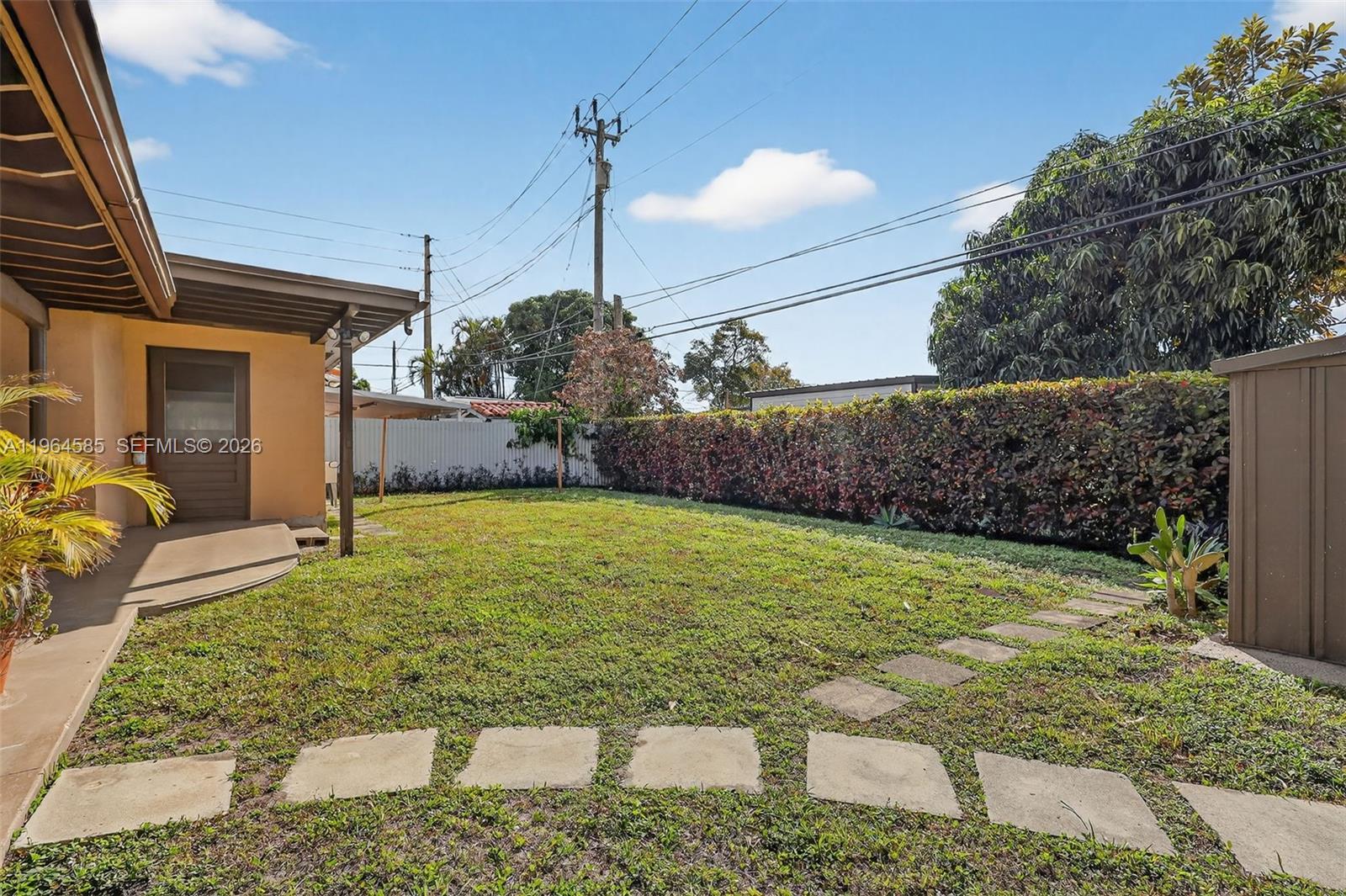 1010 West 33rd Place Hialeah, FL 33012 - Photo 18 of 48