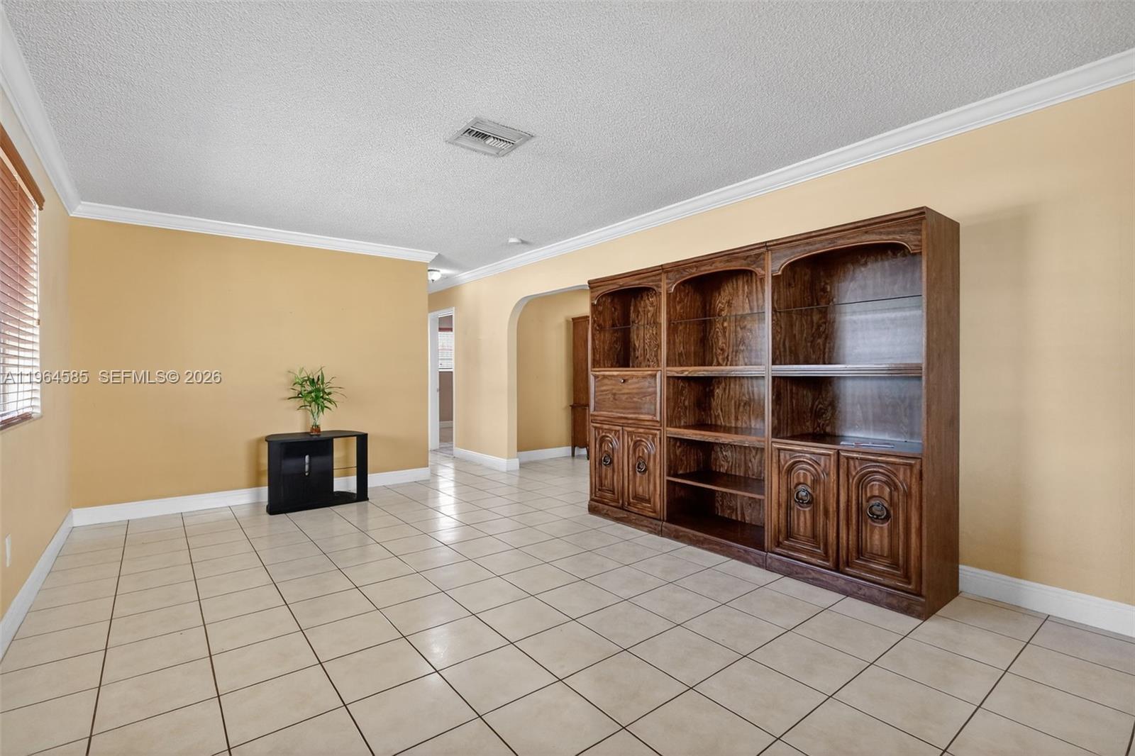 1010 West 33rd Place Hialeah, FL 33012 - Photo 24 of 48