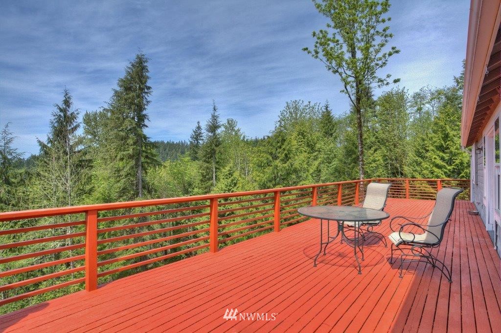 9700 174th Avenue Southeast Renton, WA 98059 - Photo 15 of 23 Gallery Image 15