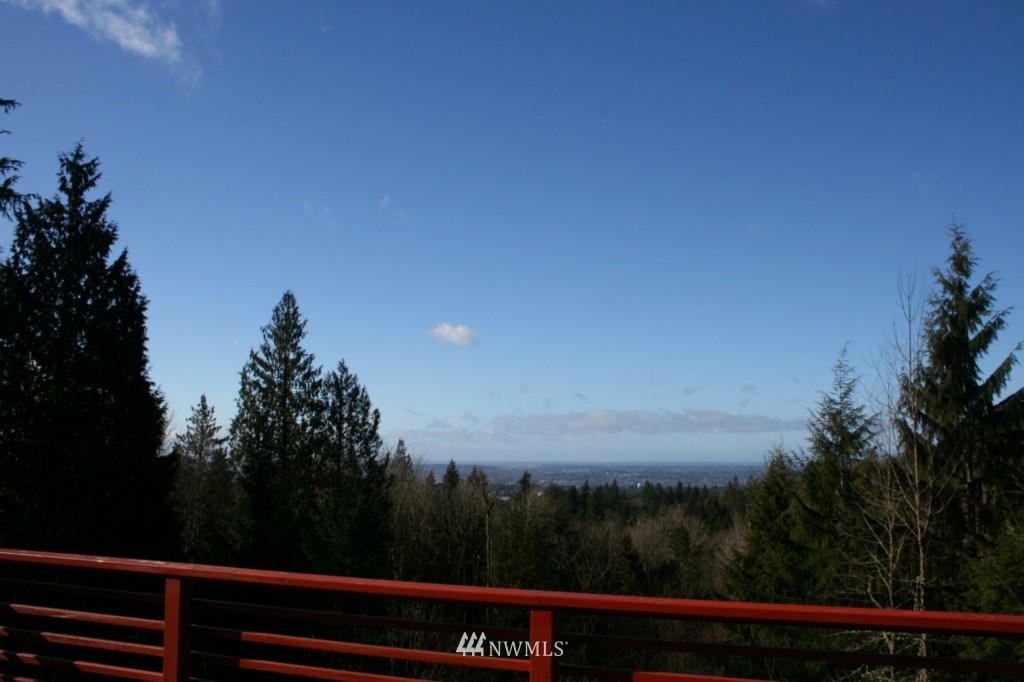 9700 174th Avenue Southeast Renton, WA 98059 - Photo 17 of 23 Gallery Image 17