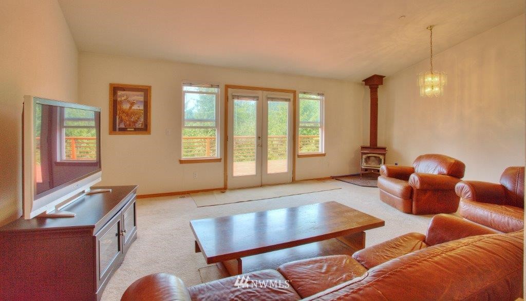 9700 174th Avenue Southeast Renton, WA 98059 - Photo 5 of 23 Gallery Image 5