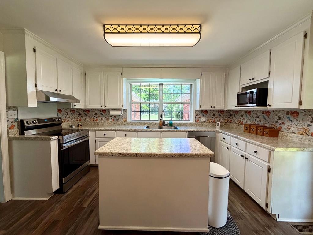 108 Ward Drive Abbeville, AL 36310 - Photo 9 of 69