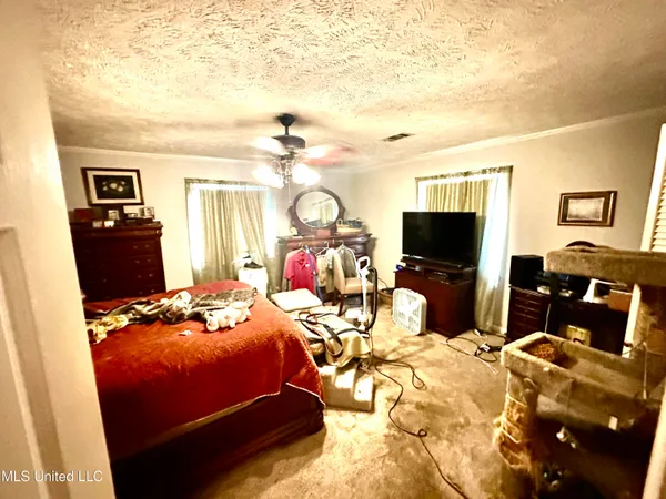 $229,000 | 717 Lakewood Drive Northeast, Brookhaven, MS 39601