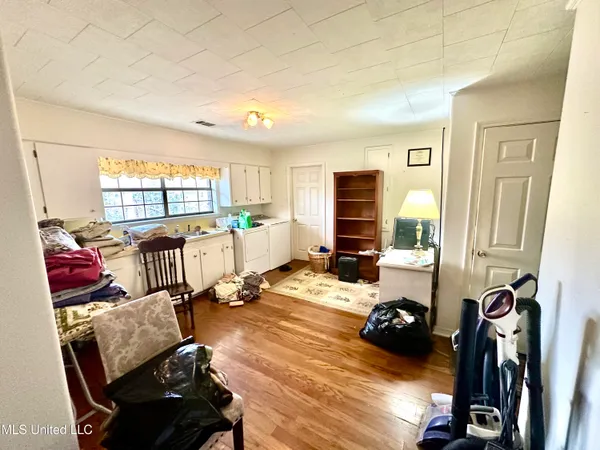 $229,000 | 717 Lakewood Drive Northeast, Brookhaven, MS 39601