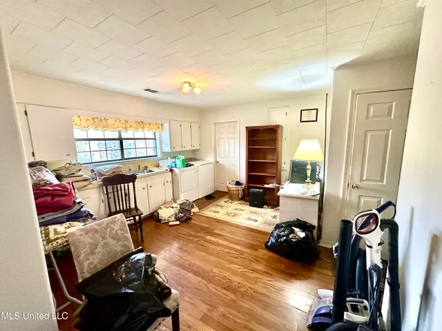 $249,000 | 717 Lakewood Drive Northeast, Brookhaven, MS 39601