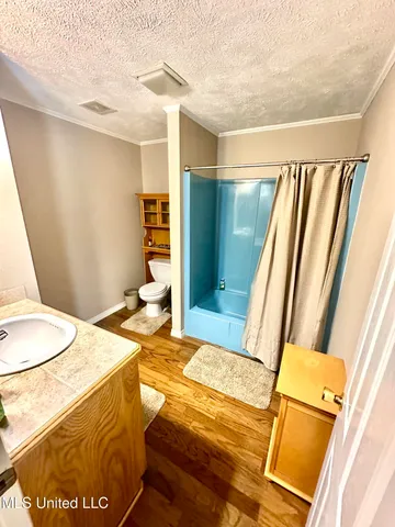 $249,000 | 717 Lakewood Drive Northeast, Brookhaven, MS 39601