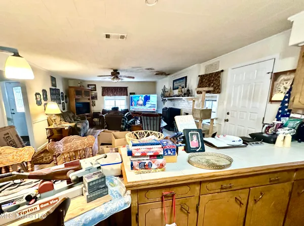 $229,000 | 717 Lakewood Drive Northeast, Brookhaven, MS 39601