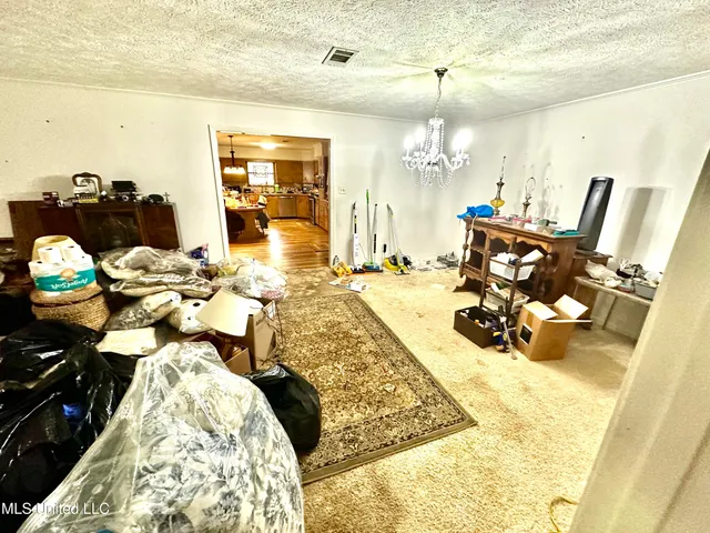 $249,000 | 717 Lakewood Drive Northeast, Brookhaven, MS 39601