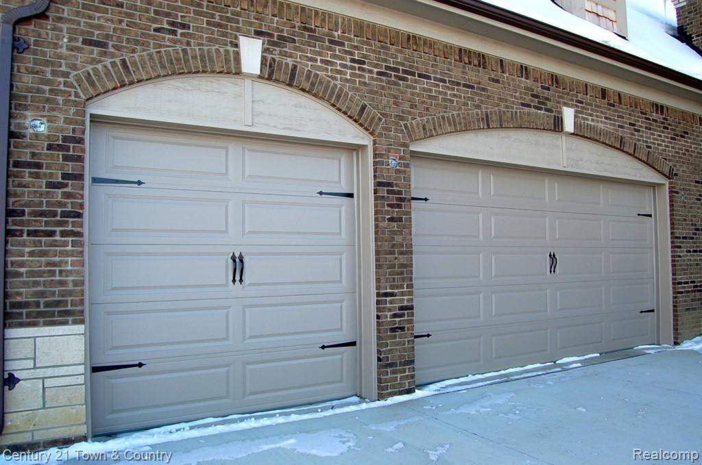 1107 Gulch Court Rochester Hills, MI 48306 - Photo 3 of 34
