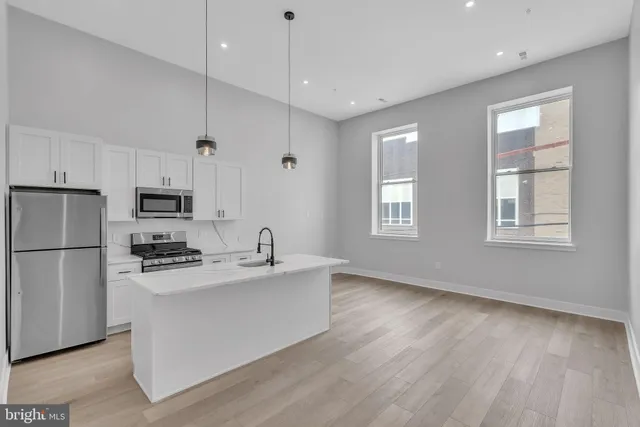 $1,400 | 1243 North 26th Street, Unit 2, Philadelphia, PA 19121