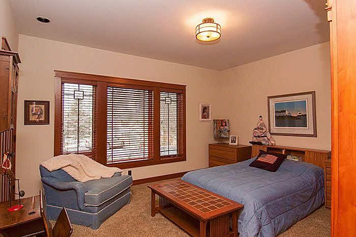 5285 Crow Creek Road Bettendorf, IA 52722 - Photo 16 of 24 Gallery Image 16