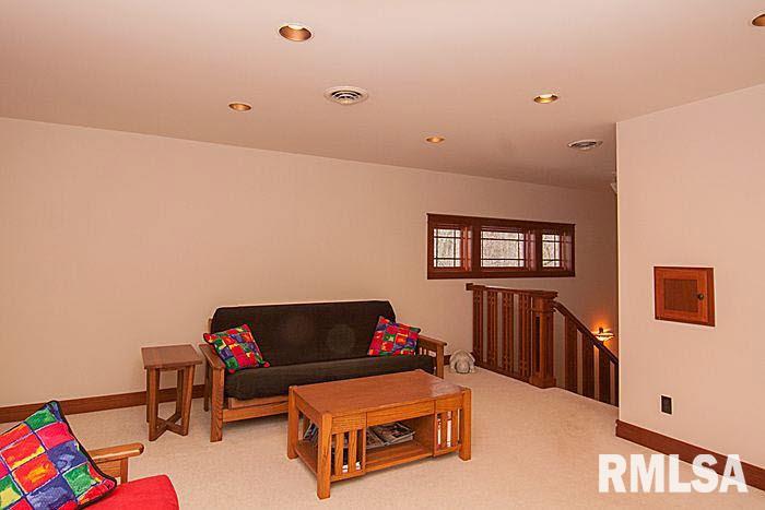 5285 Crow Creek Road Bettendorf, IA 52722 - Photo 19 of 24 Gallery Image 19