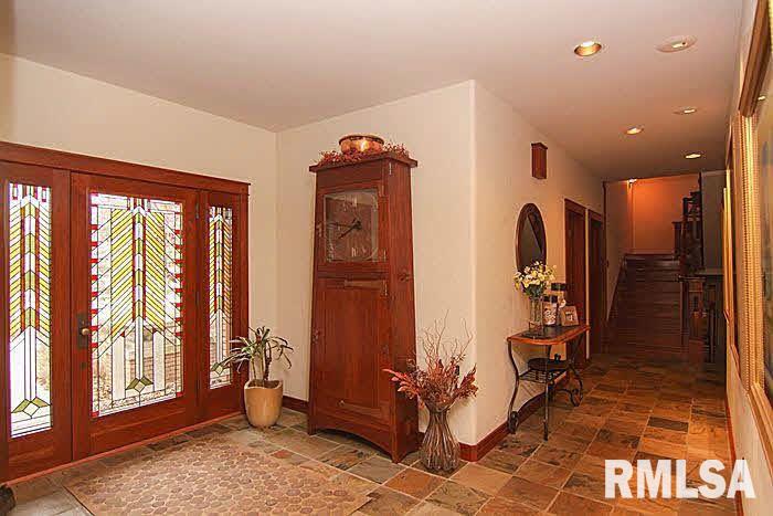 5285 Crow Creek Road Bettendorf, IA 52722 - Photo 2 of 24 Gallery Image 2