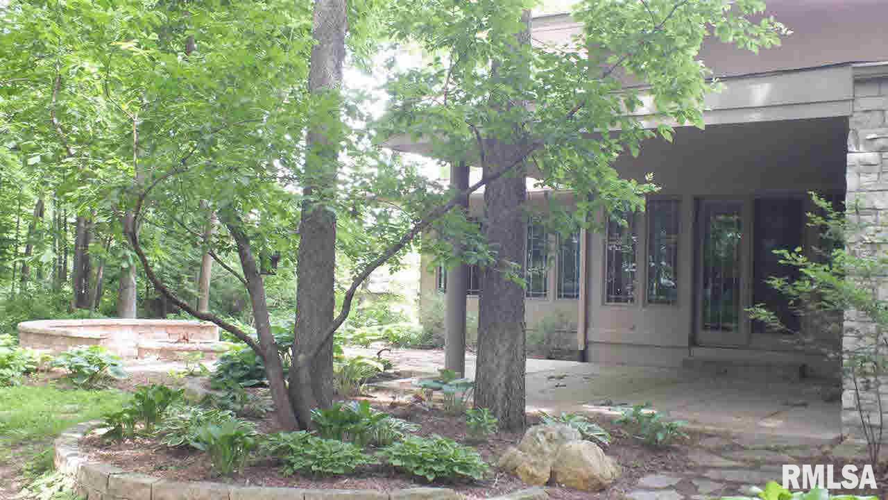 5285 Crow Creek Road Bettendorf, IA 52722 - Photo 21 of 24 Gallery Image 21