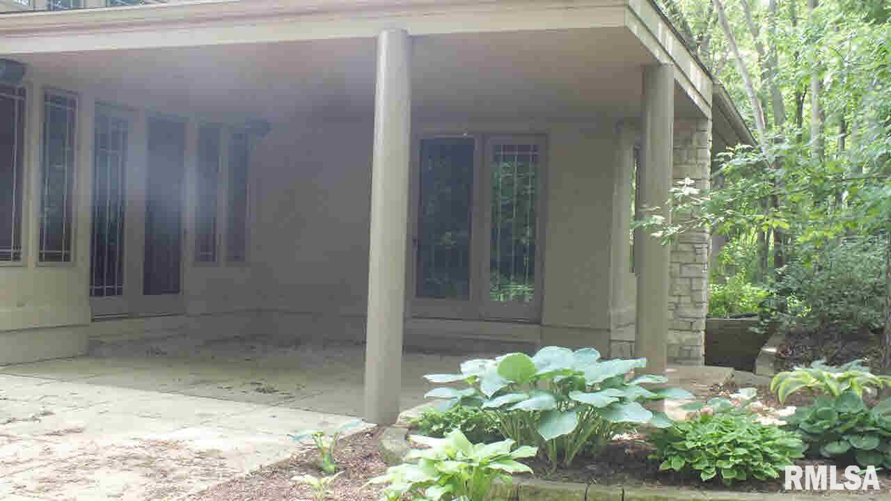 5285 Crow Creek Road Bettendorf, IA 52722 - Photo 23 of 24 Gallery Image 23