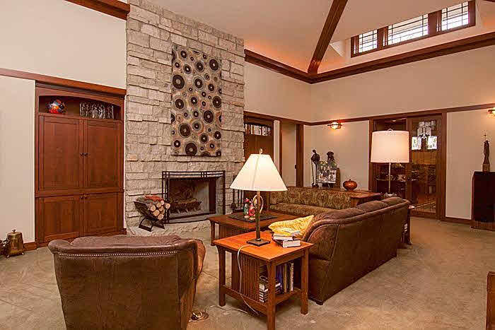 5285 Crow Creek Road Bettendorf, IA 52722 - Photo 10 of 24 Gallery Image 10