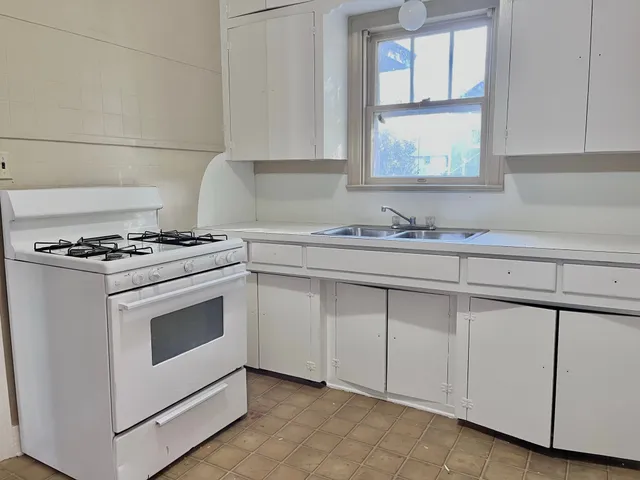 $850 | 1508 5th Street, Bay City, TX 77414