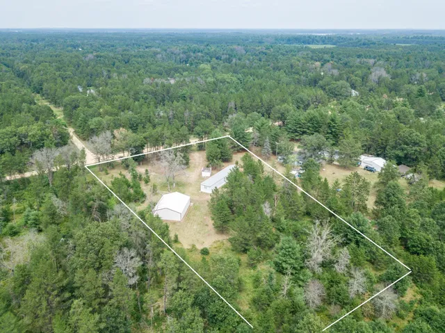 $179,900 | W4719 29th Street, Necedah, WI 54646