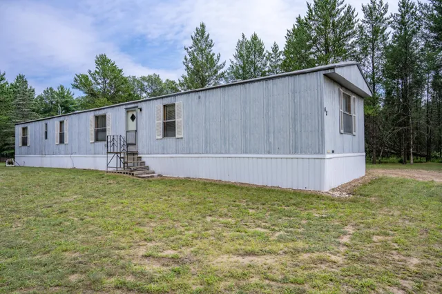 $179,900 | W4719 29th Street, Necedah, WI 54646