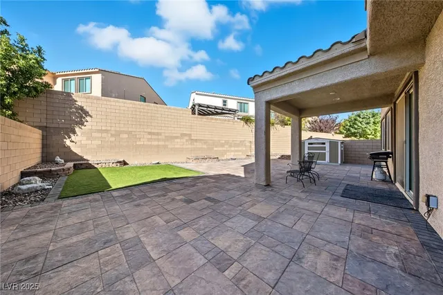 $575,000 | 8011 Calico Mesa Street, Las Vegas, NV 89166