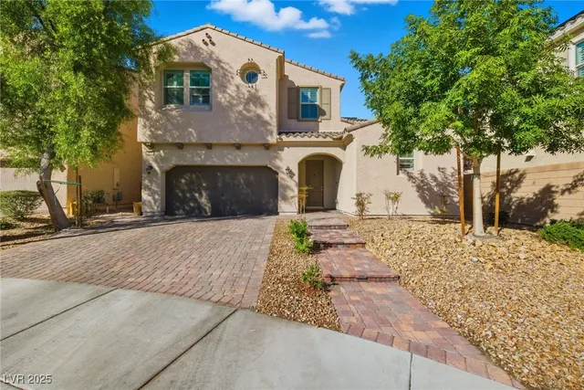$575,000 | 8011 Calico Mesa Street, Las Vegas, NV 89166