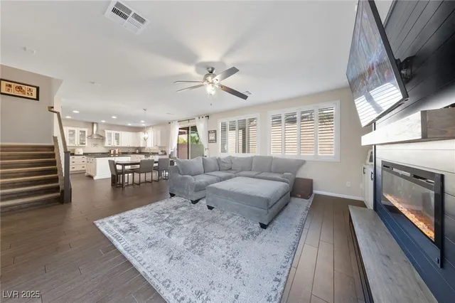 $575,000 | 8011 Calico Mesa Street, Las Vegas, NV 89166