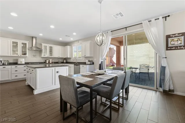 $575,000 | 8011 Calico Mesa Street, Las Vegas, NV 89166