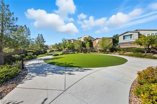 $575,000 | 8011 Calico Mesa Street, Las Vegas, NV 89166