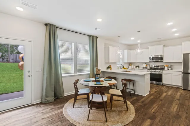 $334,380 | 1017 Skidaway Drive, Spartanburg, SC 29303