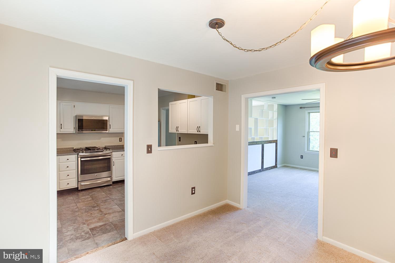 711 North Manor Road Elverson, PA 19520 - Photo 12 of 29 Dining Room