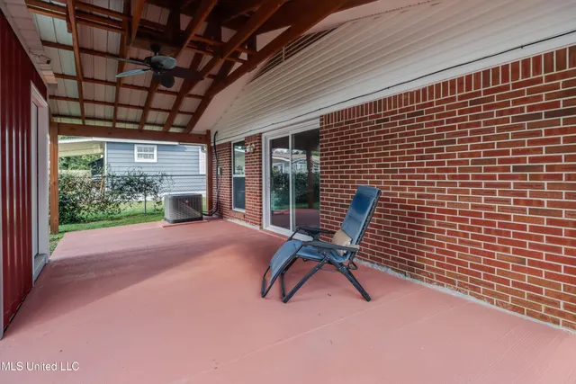 $1,800 | 251 Santini Street, Biloxi, MS 39530