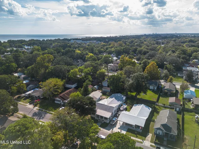 $1,800 | 251 Santini Street, Biloxi, MS 39530