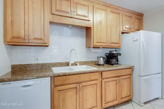 $1,800 | 251 Santini Street, Biloxi, MS 39530