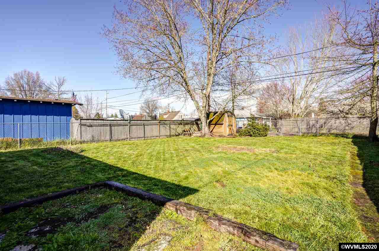 1415 Southwest Walnut Street Albany, OR 97321 - Photo 29 of 33