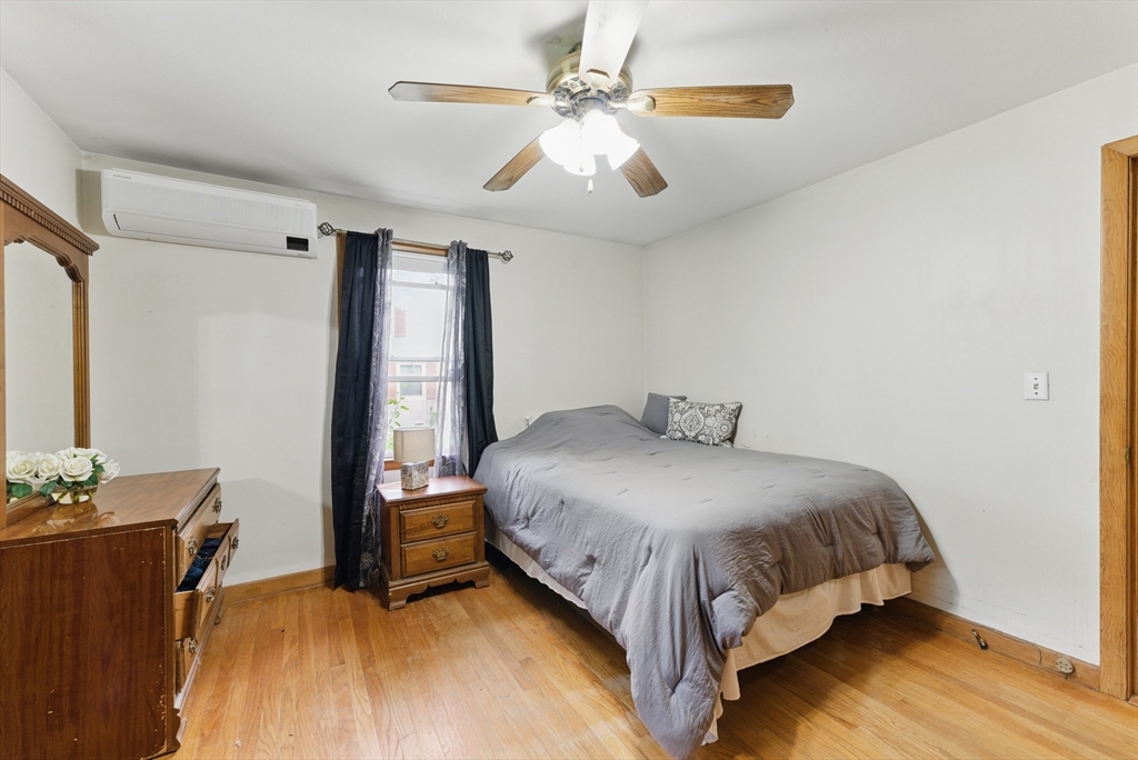 141 Harkness Avenue Springfield, MA 01118 - Photo 14 of 29 Gallery Image 14