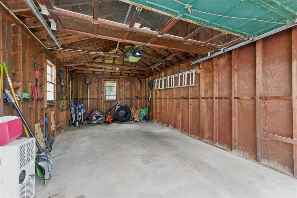 141 Harkness Avenue Springfield, MA 01118 - Photo 22 of 29 Gallery Image 22