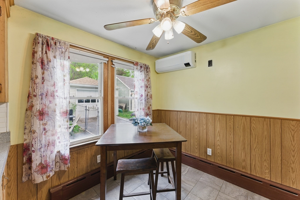 141 Harkness Avenue Springfield, MA 01118 - Photo 7 of 29 Gallery Image 7