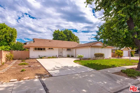 $775,000 | 884 Boxthorn Avenue, Newbury Park, CA 91320