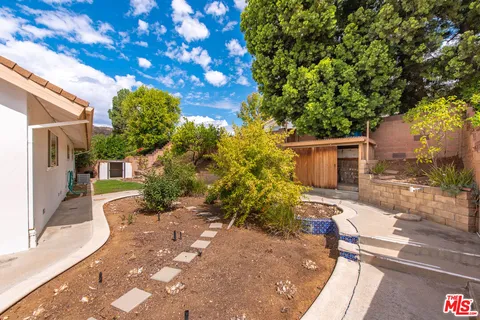 $775,000 | 884 Boxthorn Avenue, Newbury Park, CA 91320