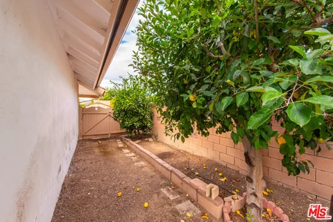 $775,000 | 884 Boxthorn Avenue, Newbury Park, CA 91320